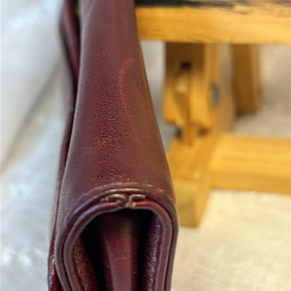 Levenger made in USA. Vintage leather almost new wallet